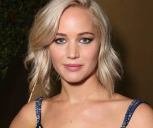 La actriz fue captada besándose románticamente con el director de cine Darren Aronofsky, 20 años mayor que ella. /Fotos ciudad.com/