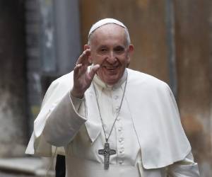 Expertos de salud pública culpan al presidente Jair Bolsonaro por negarse a imponer medidas estrictas para frenar la propagación del virus y por enfrentarse con gobernadores y alcaldes que sí lo hicieron.