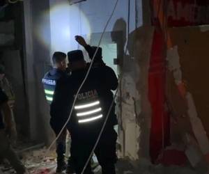 En el banco había unos 1,000 millones de guaraníes, o cerca de 155.000 dólares a la tasa de cambio actual.