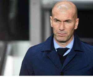 Zidane, entrenador del Real Madrid, va por el triplete en Champions League. (AFP)