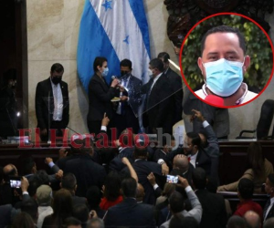 El anuncio de Raudales se da un día después de qué algunos diputados que votaron por Cálix decidieron rectificar su postura y quedarse en Libre.