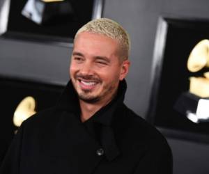 J Balvin está nominado en la categoría Artista del año junto a Bad Bunny, Daddy Yankee y Ozuna.