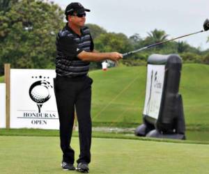 El golfista hondureño Geoffry Schacher se consolidó como el mejor en el tradicional Osovi Open de Golf.