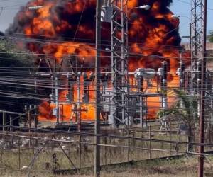 Falla provoca incendio en central eléctrica de Comayagua; varias zonas sin energía