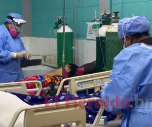 168 personas están ingresadas en los hospitales del país a causa del covid-19, de los cuales 19 están en cuidados intensivos y 149 en condicíón estable. Foto: El Heraldo