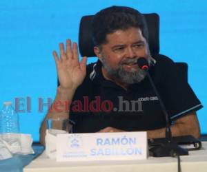 El exdirector de la Policía Nacional Ramón Sabillón ya habría aceptado ser ministro de Seguridad. Foto: Jhony Magallanes/EL HERALDO.