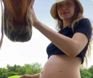 Gigi mantuvo oculto su embarazo por varios meses. Foto: Instagram