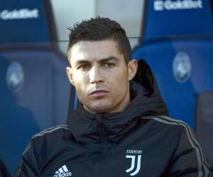 Cristiano Ronaldo mostró su solidaridad con el jugador Kalidou Koulibaly tras los insultos racistas. Foto:AFP