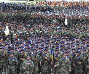 El presidente Hernández es el principal interesado en que los policías y militares ejerzan el sufragio, derecho que también lo tienen los delincuentes, según sus palabras.