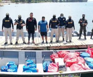 El paso ilegal de embarcaciones por las fronteras marítimas de Honduras se ha disparado, según los registros de la Dirección General de la Marina Mercante. Expertos consideran que el año pasado se bajó la guardia en el escudo marítimo y aumentó el tráfico de drogas.