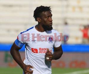 Hendry Thomas en un partido de Olimpia en el Estadio Nacional en Tegucigalpa. (Fotos: Ronal Aceituno / EL HERALDO)
