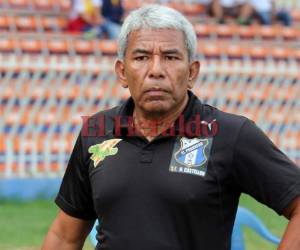 Actualmente, Héctor Castellón, es el entrenador del CD Vida en la Liga Nacional. (Foto: EL HERALDO)