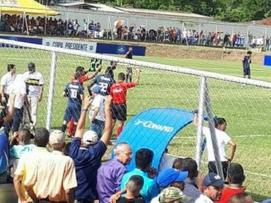 El equipo capitalino perdió 2-1 contra Las Delicias en el primer juego de la Copa Presidente. Foto: Loko x Motagua/Twitter.