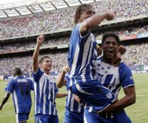 Carlo Costly y Carlos Pavón fueron las figuras de Honduras en la Copa Oro 2007.