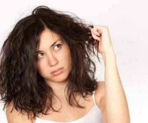 Evite realizarse procedimientos químicos antes de ir a la playa o piscina.