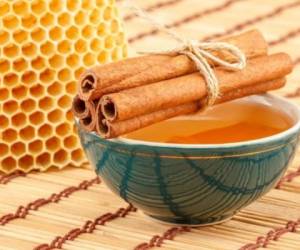 La miel y la canela contienen muchos antioxidantes. Foto cortesía Diario de Nueva York