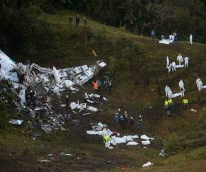 El avión de la compañía aérea LaMia transportaba a 81 personas, incluidas los miembros del equipo brasileño Chapecoense. Foto: AFP