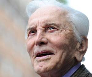 La leyenda del cine Kirk Douglas murió a los 103 años de edad. Foto AFP