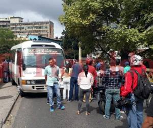 El motociclitsa habría muerto de forma inmediata. Foto: Stalin Irías/EL HERALDO