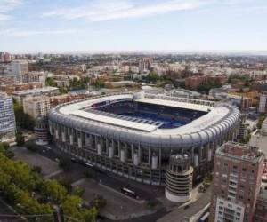 El estadio Santiago Bernabéu será el escenario para el Clásico español. Foto Archivo