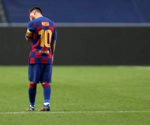 El argentino, seis veces ganador del Balón de Oro -la última vez en diciembre-, ya no es capaz a sus 33 años de cargar en solitario con las ambiciones del Barça. Foto: AFP