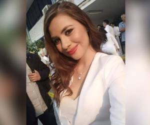 Fotografía en vida de Mariana, quien pronto obtendría su título como médico.