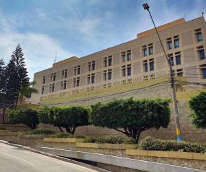 Las plazas están abierta para los ciudadanos que residan en el país. USAID evaluará a cada candidato según sus propios criterios.