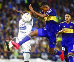 Villa fichó para Boca en julio de 2018 y tiene contrato hasta 2023. El delantero jugó 60 partidos con la camiseta auriazul en los que anotó 5 goles. Fue campeón de la Supercopa Argentina 2018 y de la Superliga 2019. Foto: AFP.