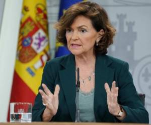 Carmen Calvo se encuentra hospitalizada en Madrid. AP.