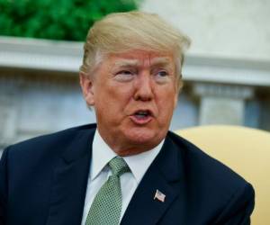 Hasta ahora, el presidente se había abstenido de atacar directamente a Mueller, el exdirector del FBI que se hizo cargo de la investigación sobre Rusia después del despido de Comey. Foto: AP