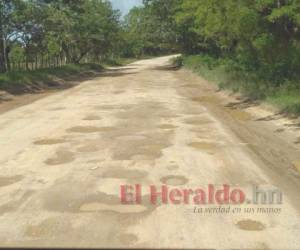 La carretera que comunica Jamastrán, El Paraíso, con Patuca, Olancho está llena de baches que han provocado varios accidentes viales.