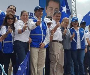 Hernández recibió el respaldo de los nacionalistas, que le pidieron que continúe otro período más.