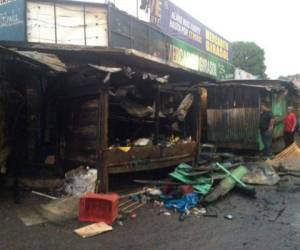 El mercado se ubica en la esquina de la séptima avenida de Comayagüela, donde un mercadito también se vio afectado por las llamas.