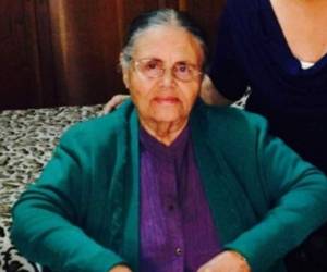 'Tengo sin verlo más de cinco años', dice María Consuelo Loera Pérez, que se describe a sí misma como una 'madre afligida y desesperada', dice la carta.