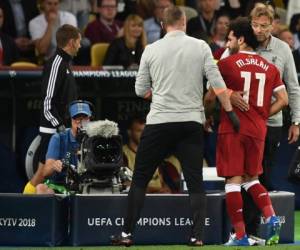 Mohamed Salah salió lesionado en la final de la Champions League. Foto:AFP