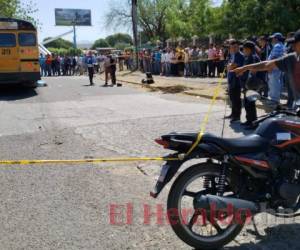 Agentes policiales acordonaron la zona del suceso en la zona sur de Honduras. Fotos Gissela Rodríguez| EL HERALDO