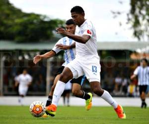 Carlo Costly durante el partido amistoso de Olimpia en Cantarranas. Fotos Emilio Flores/EL HERALDO