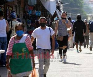 Los hondureños permanecen bajo fuertes medidas de circulación para evitar el contagio del covid-19. Foto: David Romero / EL HERALDO.