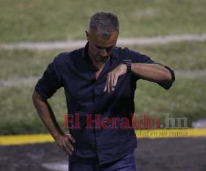Pablo Lavallén dirigió su último partido como DT del Olimpia el domingo en la eliminación en semifinales ante Motagua.