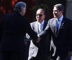 Juan Orlando Hernández, presidente de Honduras, fue parte de los mandatarios que asistieron a la toma de posesión de AMLO. Foto cortesía Twitter