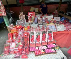 En los mercados sacaron mercadería para aprovechar esta fecha. Foto: Johny Magallanes/EL HERALDO