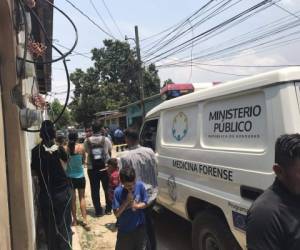Dos albañiles son las víctimas de una balacera registrada en la colonia La Pradera de San Pedro Sula. (Foto: @RedInformativaH)