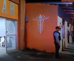 Las personas heridas fueron trasladados a un centro asistencial, donde hasta ahora no se reporta su estado de salud.