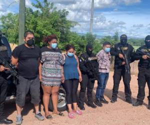 Los cuatro supuestos miembros de la Mara Salvatrucha detenidos por la FNAMP.