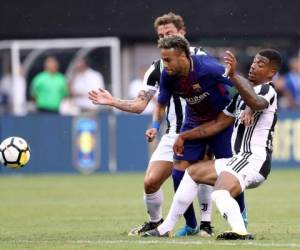 Neymar volvió loca a la defensa de la Juventus en el partido amistoso jugado en MetLife Stadium de East Rutherford (Estados Unidos). Foto: AFP.