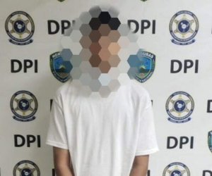 'El Fresa' mientras era presentado por las autoridades en la DPI de la zona norte.