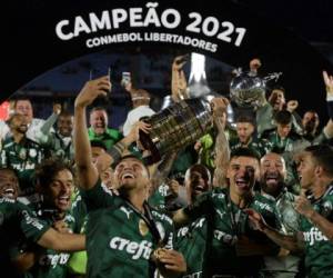 Palmeiras se consagró bicampeón de la Copa Libertadores. Tres veces ha ganado el torneo en su historia. FOTO:AFP