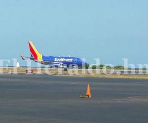 El Boeing 737 venía de Costa Rica con rumbo a Baltimore y durante la toma a tierra de la aeronave no se registró ningún hecho que lamentar, foto: El Heraldo.