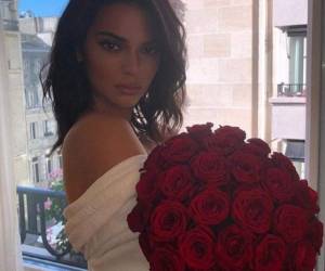 Kendal Jenner es la única de las hermanas Kardashian que aún sigue soltera y sin hijos. Esta hermosa chica trata de mantenerse alejada de la polémica. Foto: Instagram