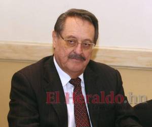El exfiscal general Edmundo Orellana Mercado afirmó que la “ley de secretos” es incompatible con la transparencia. Foto: EL HERALDO.
